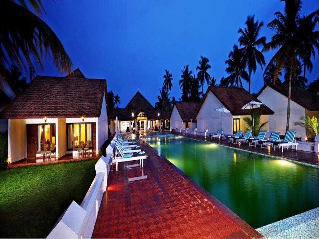 Hotel Abad Whispering Palms Kumarakom Exterior foto